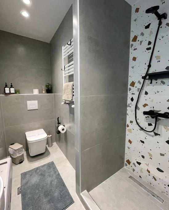 Sage Serenity Central Appartment 塞萨洛尼基 外观 照片