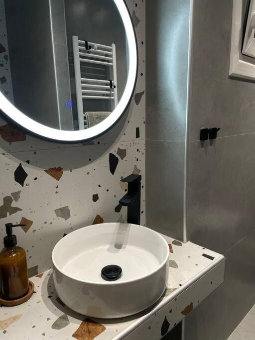 Sage Serenity Central Appartment 塞萨洛尼基 外观 照片